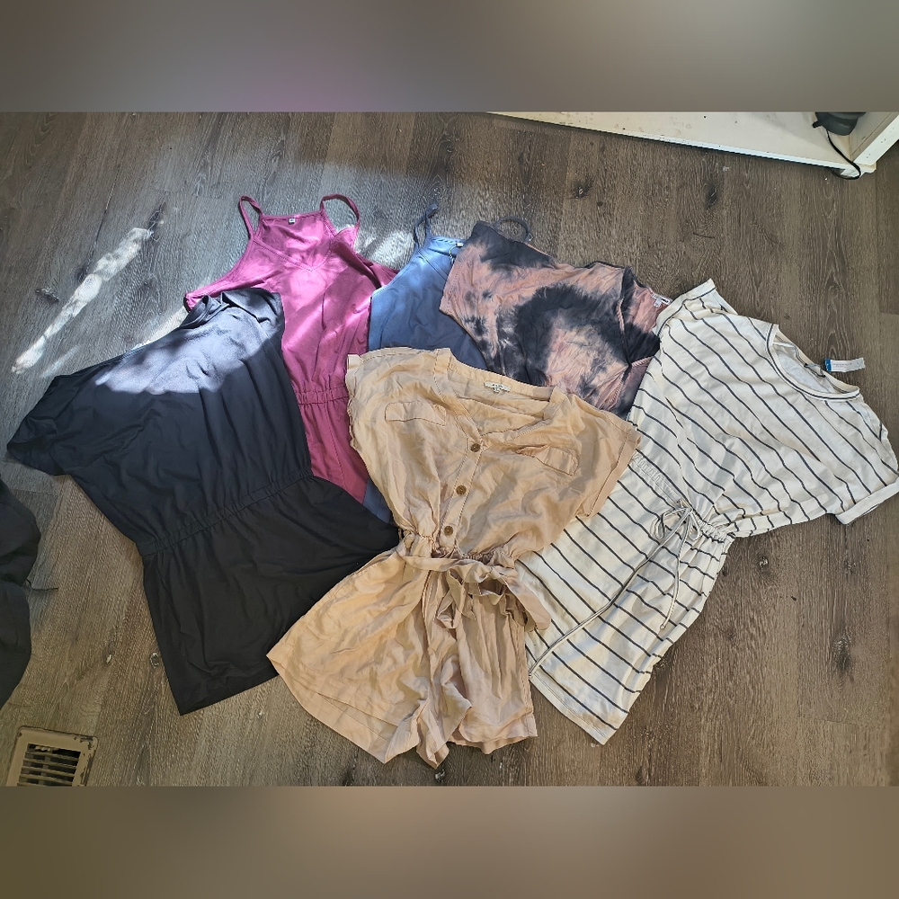Nwot Stylish Women's Rompers